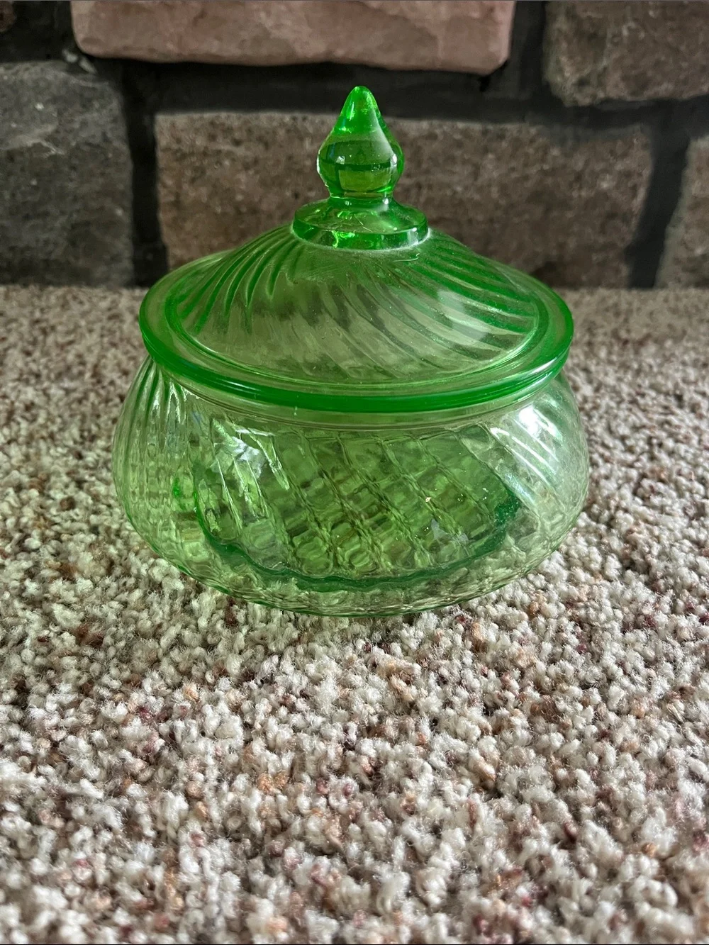 Vintage Anchor Hocking Uranium swirl candy dish